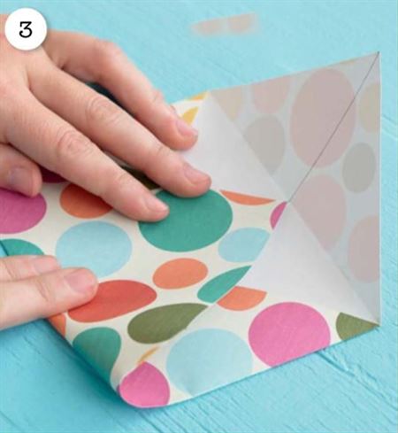 Простой бумажный конверт без клея - этап изготовления -3